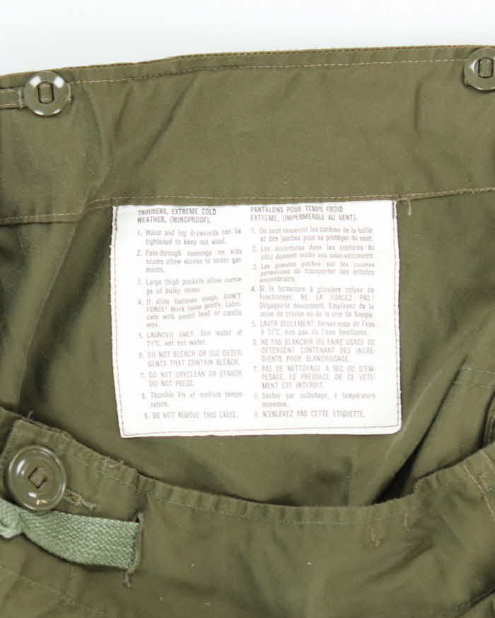 80s Vintage Canadian Army Cold Weather Trousers Shell - 41x30 - Image 6