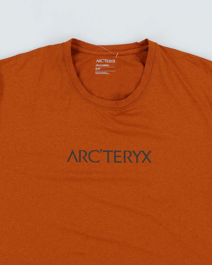 Arc'teryx Outdoors Centre Logo T-Shirt - S - Image 3