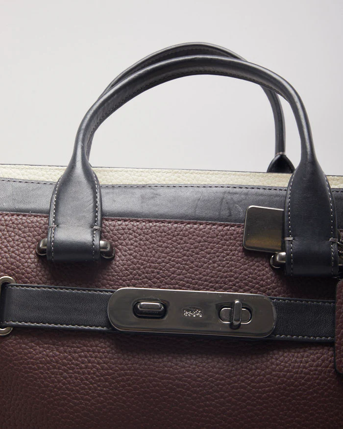 Coach Colour Block Pebble Swagger Bag - Image 3
