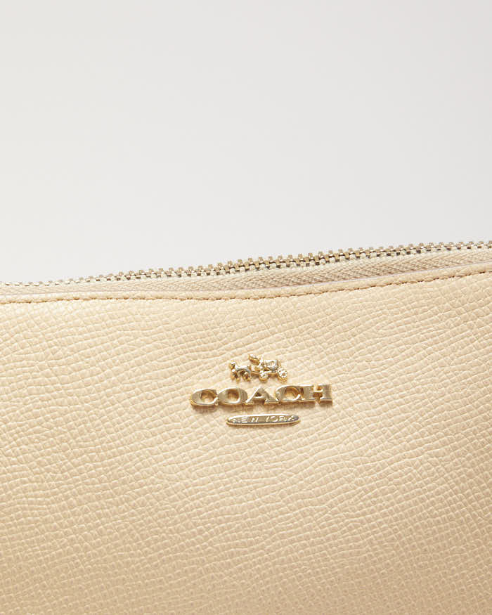 Coach Lyla Crossbody Bag - Image 3