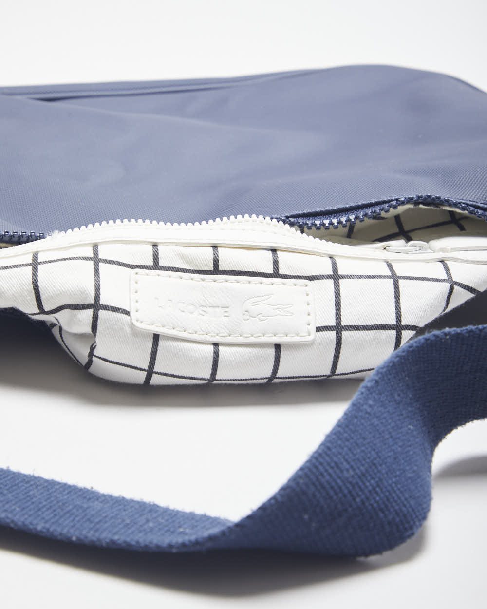 Vintage 2000's Lacoste Adjustable Side Bag - Image 4