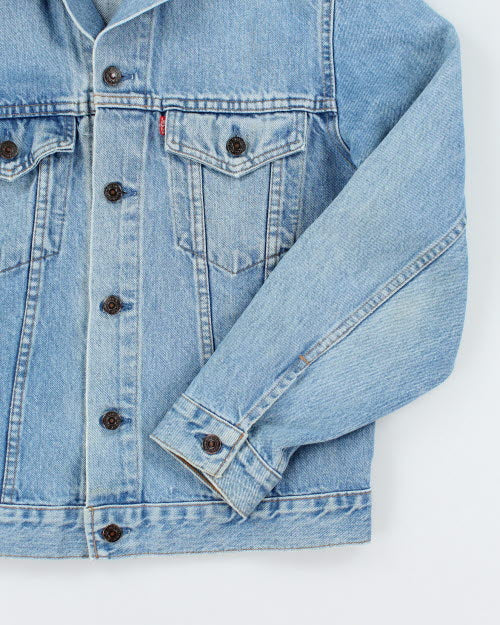 Vintage 90's Levi's Light Wash Denim Jacket - M - Image 4
