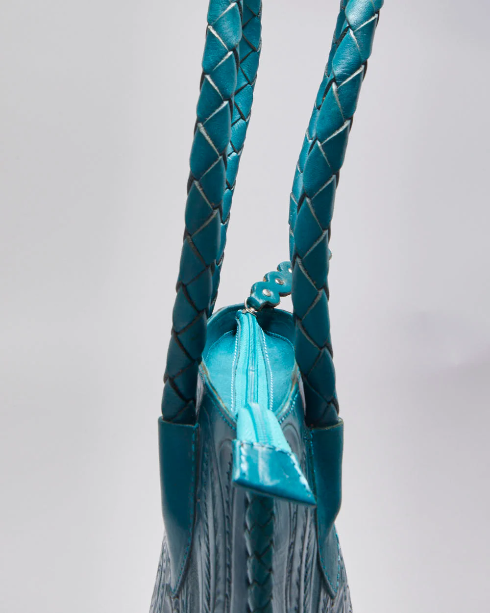 Vintage Alejandro Yeo Tooled Bag - Image 6