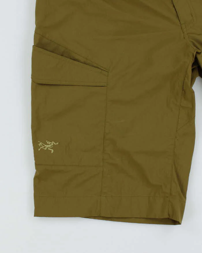 Vintage Arc'teryx Cargo Hiking Shorts - W36 L13 - Image 4