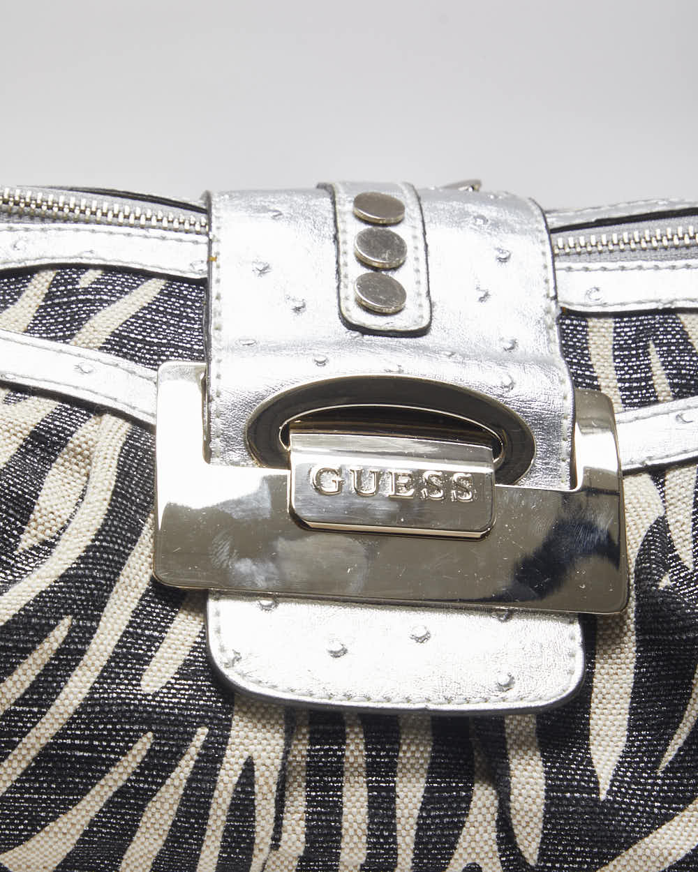 Vintage Y2k 00s Guess Handbag - Image 4