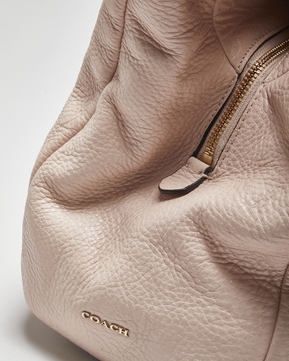 Y2K Coach Baby Pink Shoulder Bag - Image 3